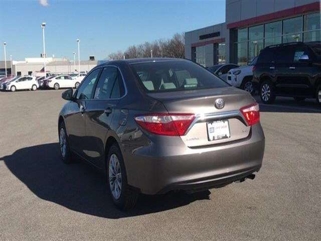 2017 Toyota Camry LE 4Dr Sedan